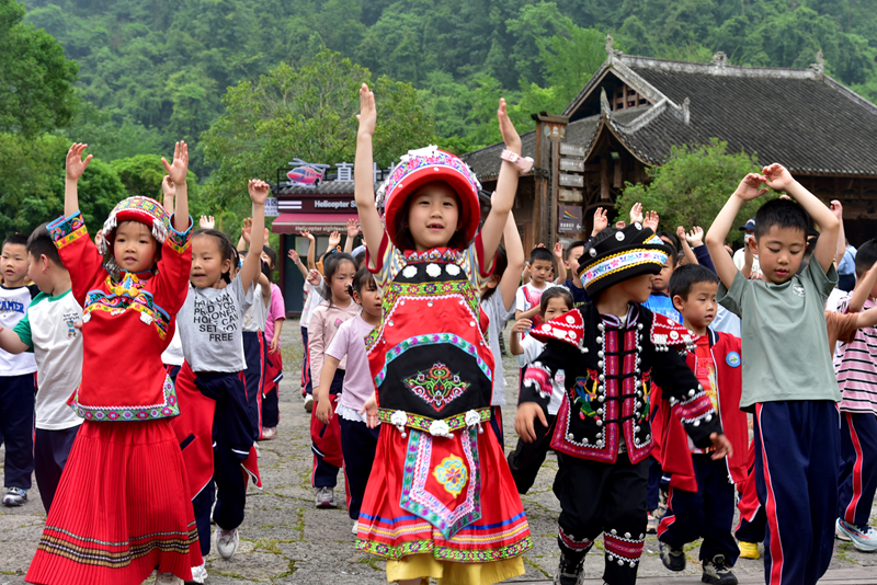 非遺研學(xué)，傳承民族特色文化